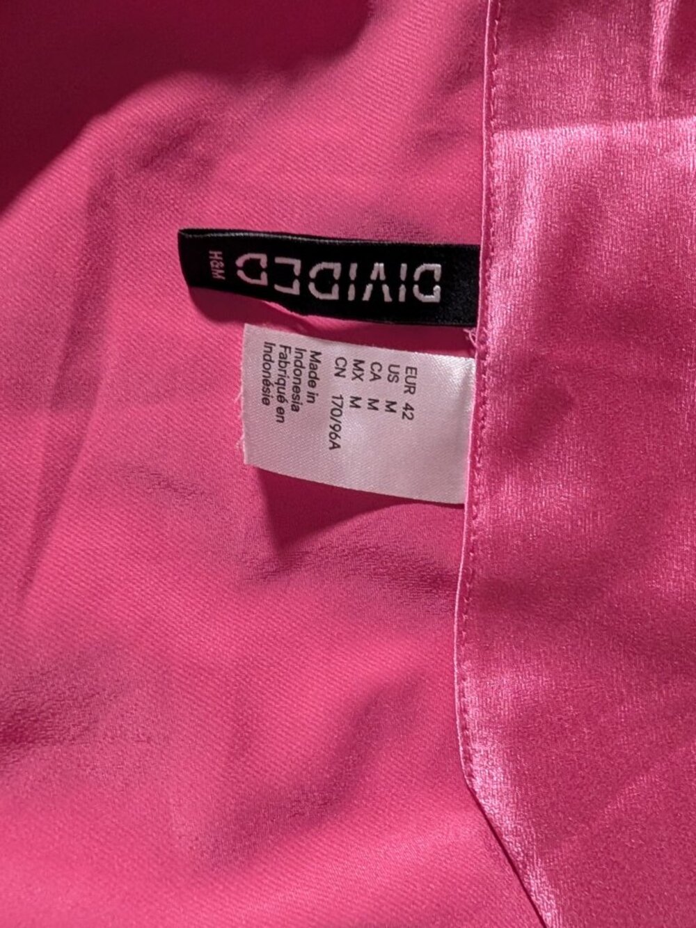 H&M divided mini dress - Picture 2 of 3